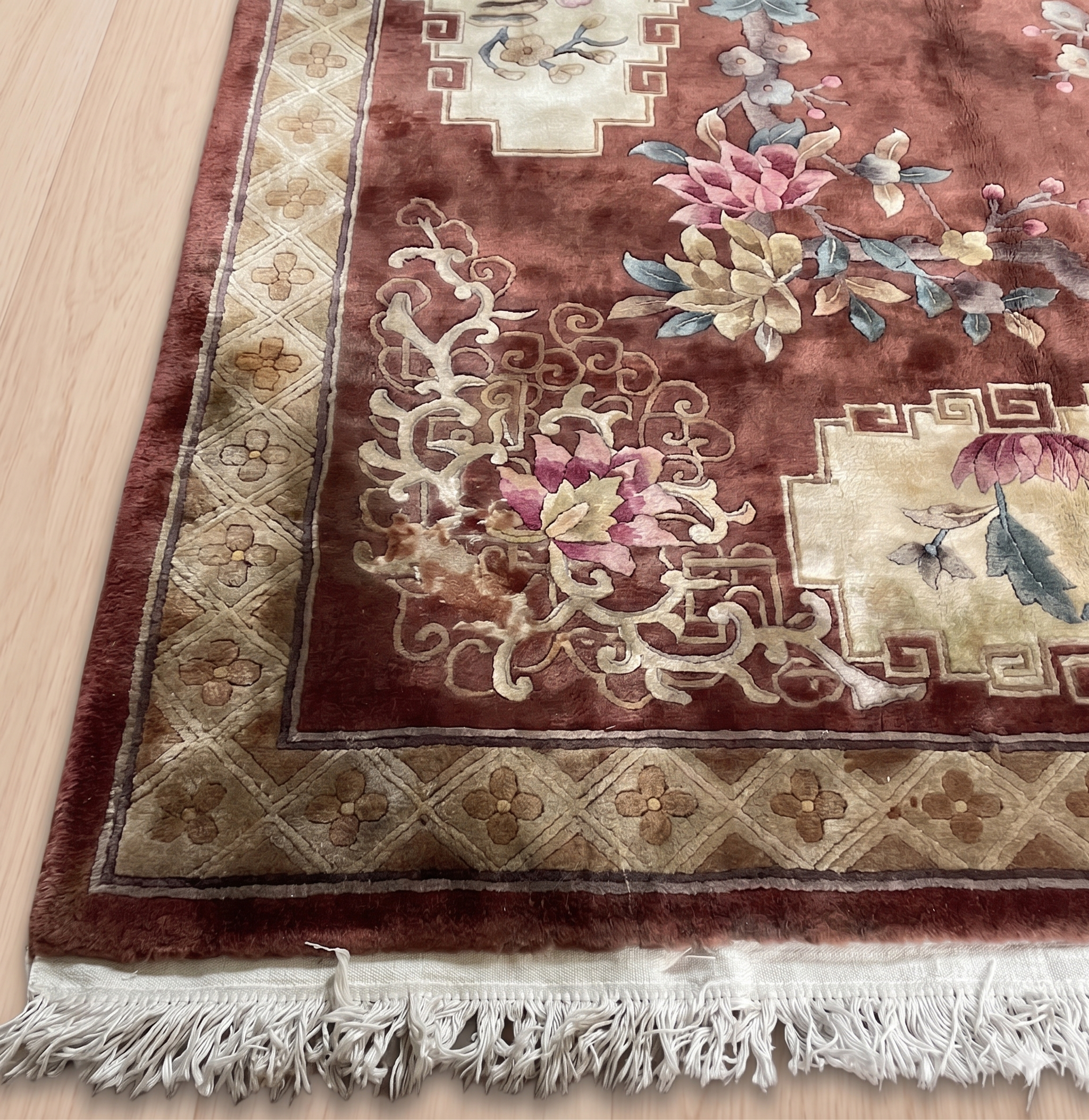 Handcrafted Chinoiserie Rug – Vintage Floral Luxury Carpet