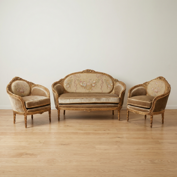 Classic Sofa Set